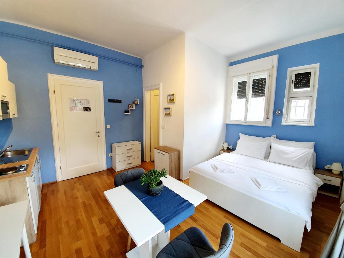 Teslova 3* Ljubljana