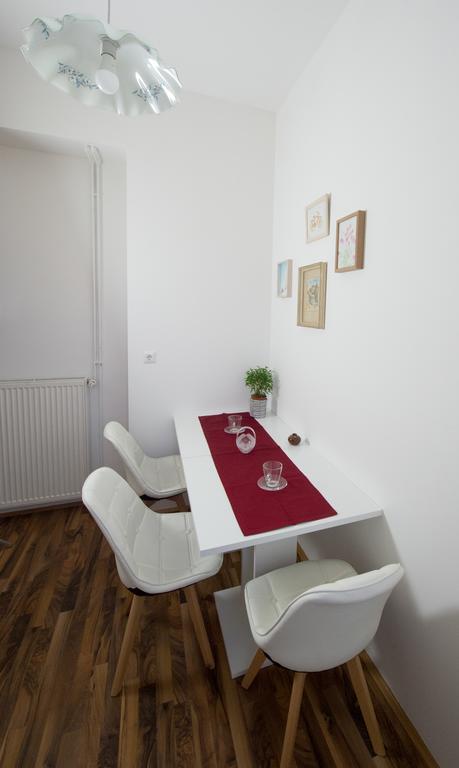 Teslova Couette-café 3*